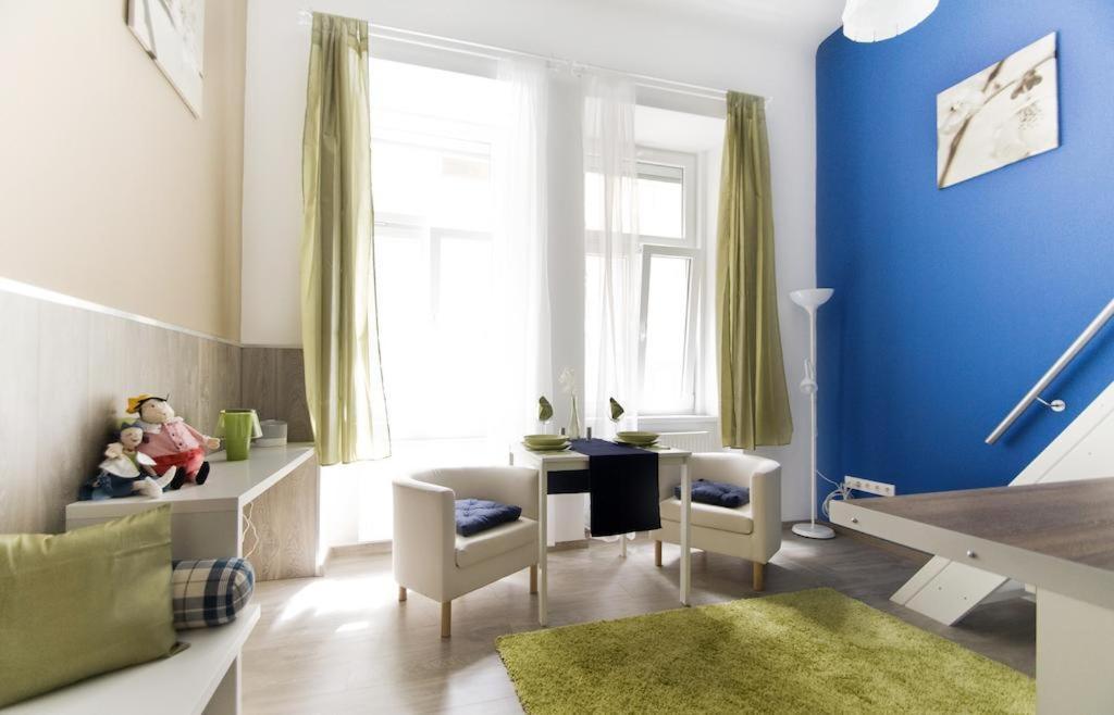 Апартаменти Prime Location Stylish Flats Будапешт Екстер'єр фото
